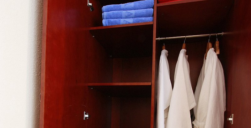 Люкс 4-местный 3-комнатный (коттедж Пальмира)