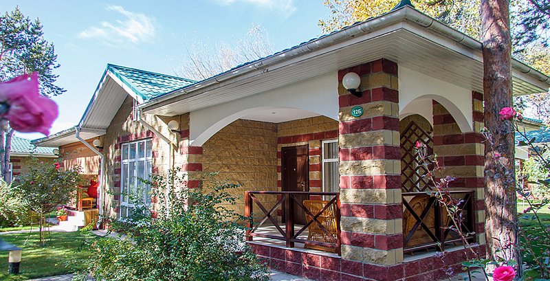 Стандартный 2-местный 1-комнатный (коттедж Пальмира)