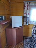 Дом №1 (2-й этаж) полублагоустроенный, Гостевой дом Три клена, село Ая