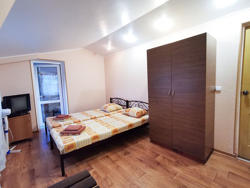 Стандартный 2-местный 1-комнатный (с балконом)