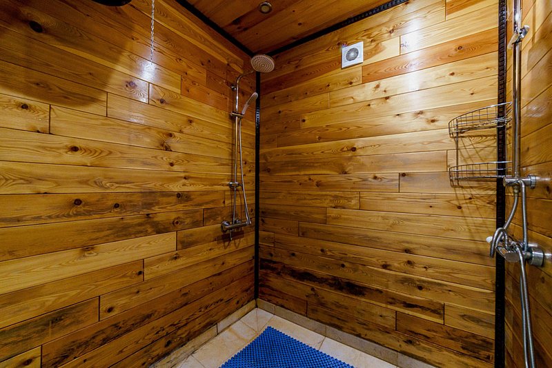 Коттедж 12-местный 8-комнатный Подводное царство