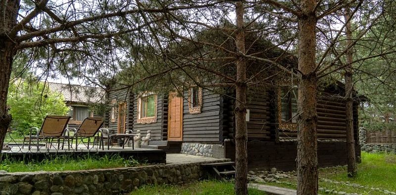 Бунгало Семейный (с каминным залом)