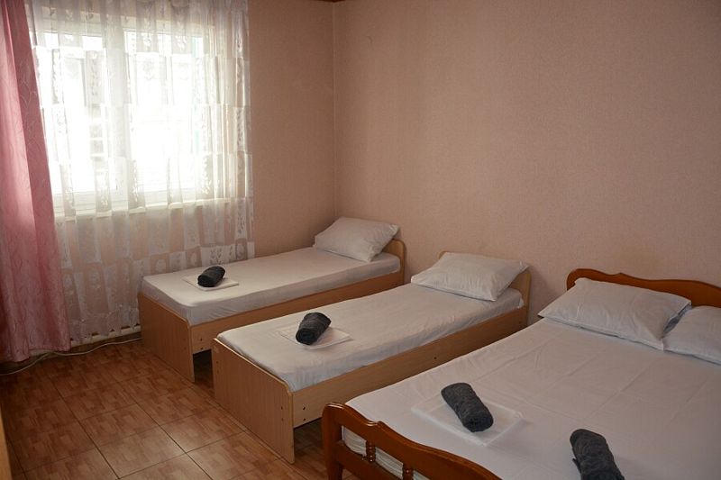 Стандартный 4-местный 1-комнатный