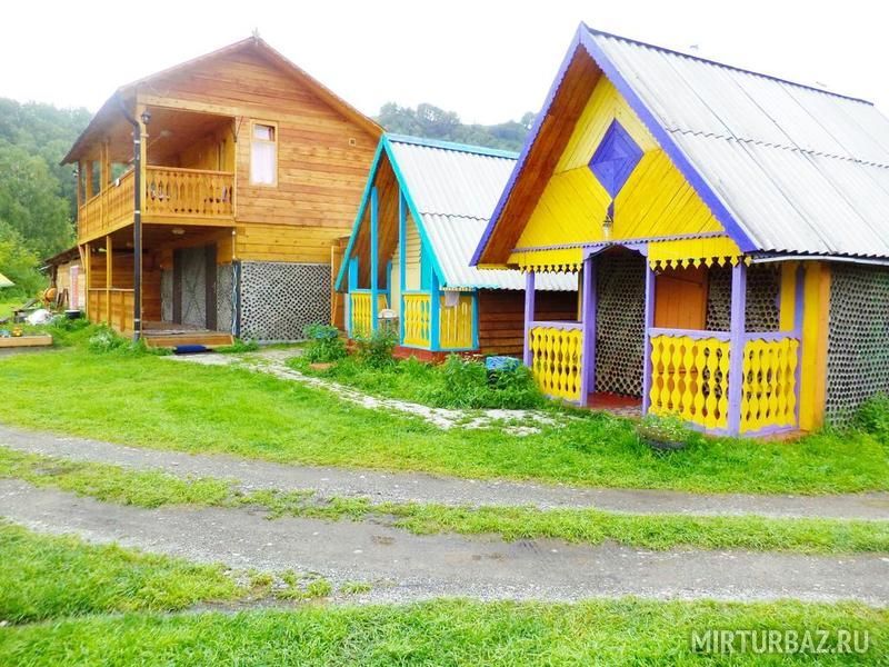 База отдыха Бутылочные домики у огонька, село Ая, Алтайский край