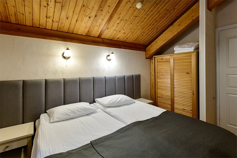 Коттедж 5-местный 2-комнатный (Шале)