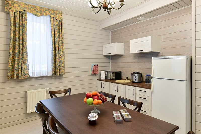 Коттедж 6-местный 3-комнатный (без плиты)