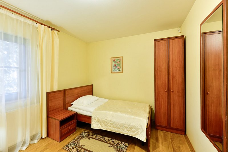 Коттедж 9-местный 5-комнатный 2-этажный (Словения)