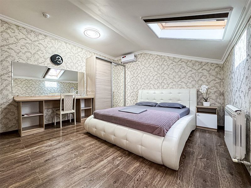 Делюкс 4-местный 2-комнатный (Мансарда)