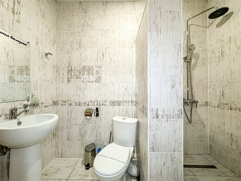 Люкс 2-местный (с балконом, вид на сосны)