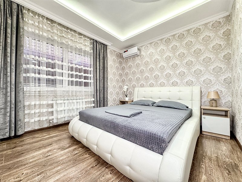 Люкс Супер 6-местный 2-комнатный (с балконом, вид на сосны)