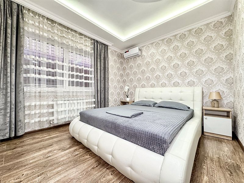 Люкс Супер 6-местный 2-комнатный (с балконом, вид на сосны)