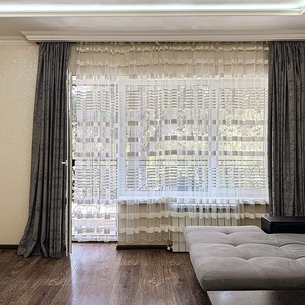 Люкс Супер 6-местный 2-комнатный (с балконом, вид на сосны)