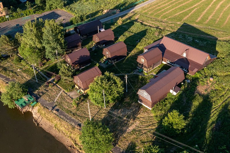 Домик Русский 10-местный 2-этажный (№7)