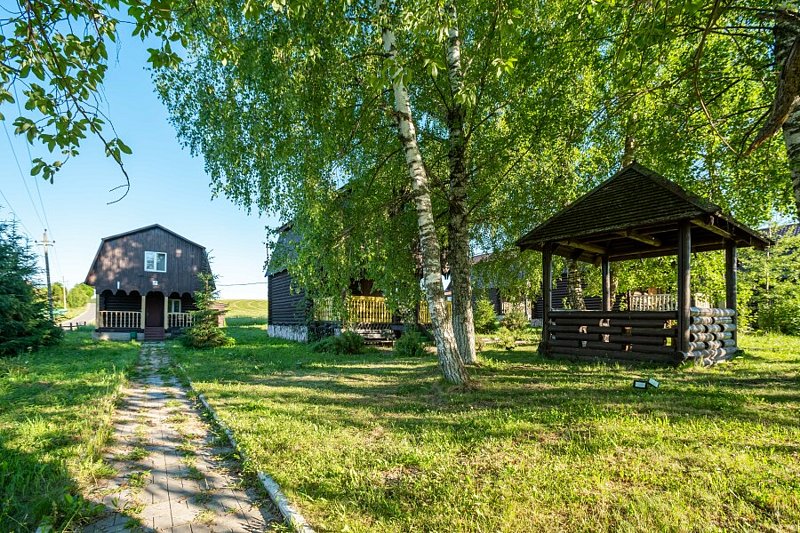 Домик Русский 10-местный 2-этажный (№7)