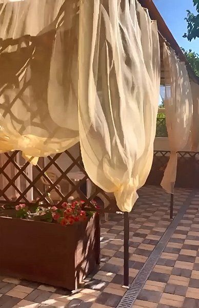 Апартаменты 4-местный (с собственным двориком)