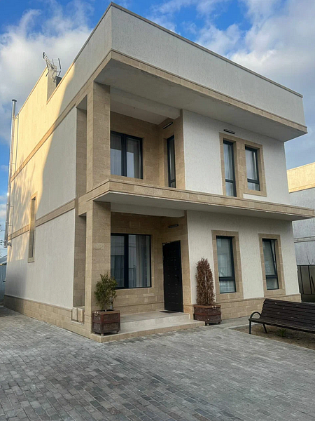 Коттедж Yellow Stone с камином, деревня Медвежьи Озера, Московская область