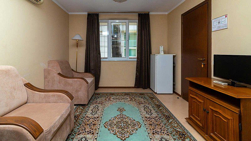 Апартаменты 2-местный 3-комнатный 2-уровневый (в коттедже №10)