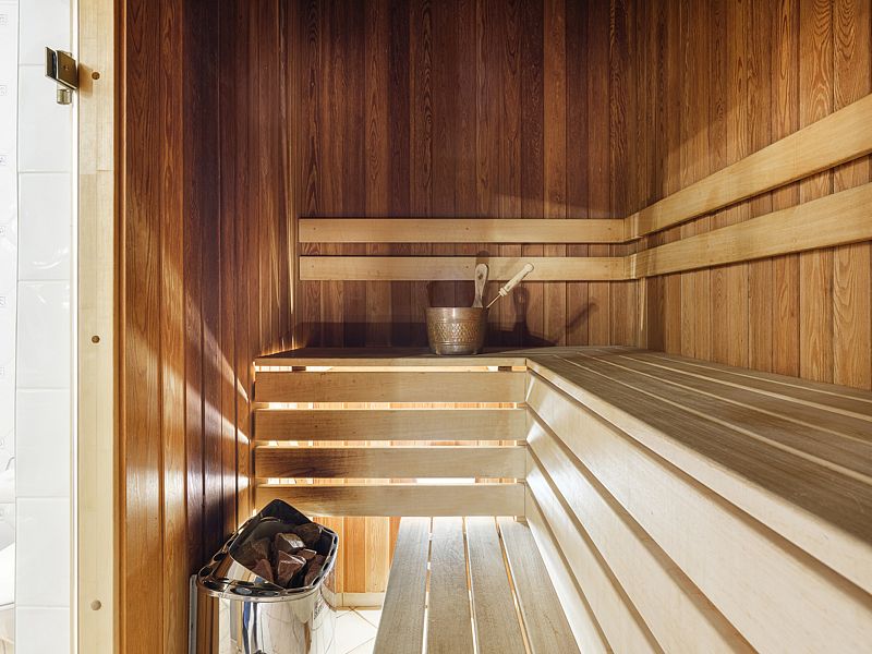 Джуниор сюит Дачный «Алая роза»