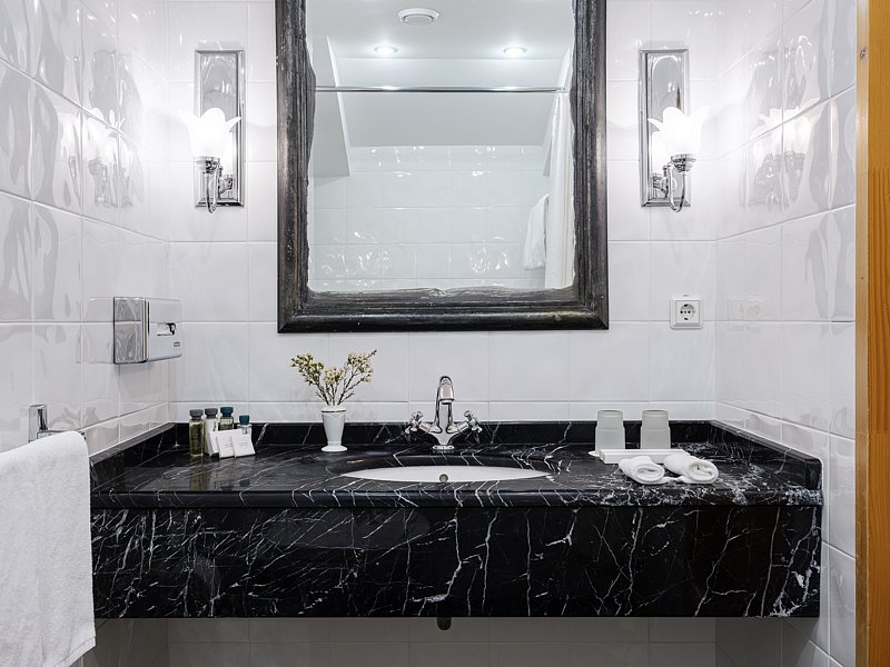 Люкс 2-местный Мансардный