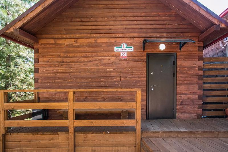 Домик 2-местный VIP №1-7