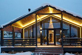 Двухместный коттедж Superior двуспальная кровать, Коттедж Lucky Home Rent в коттеджном поселке Игнатово 63, Игнатово