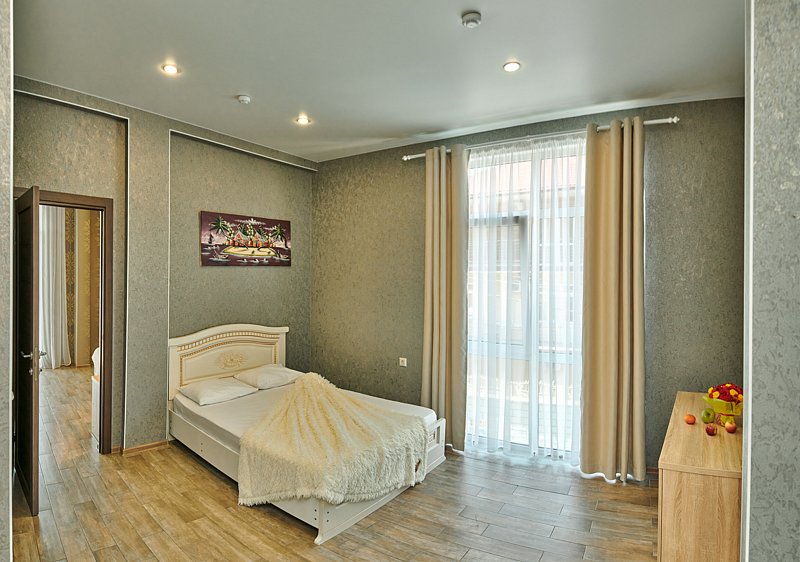 Джуниор Сюит 6-местный 2-комнатный ( с доп. местом)