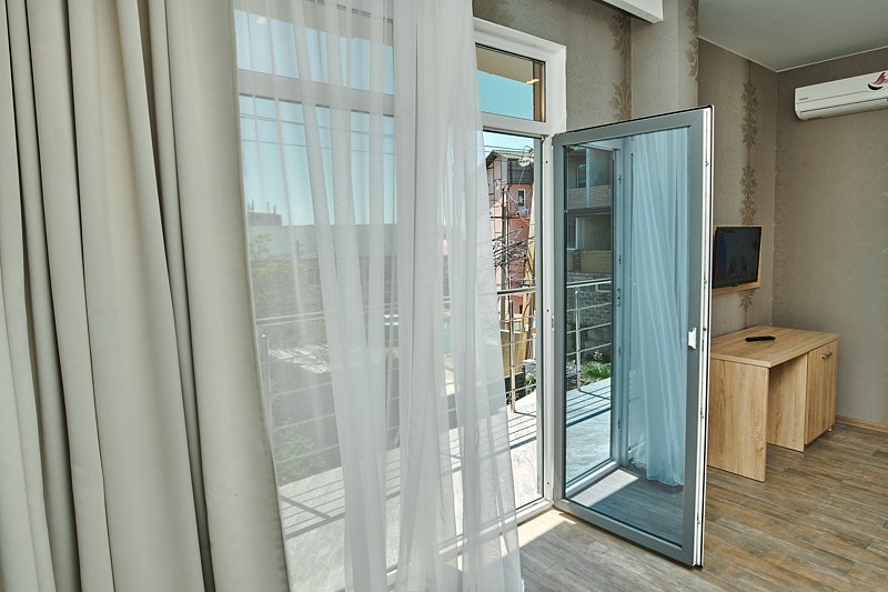 Джуниор Сюит 6-местный 2-комнатный ( с доп. местом)