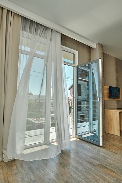 Джуниор Сюит 6-местный 2-комнатный ( с доп. местом)