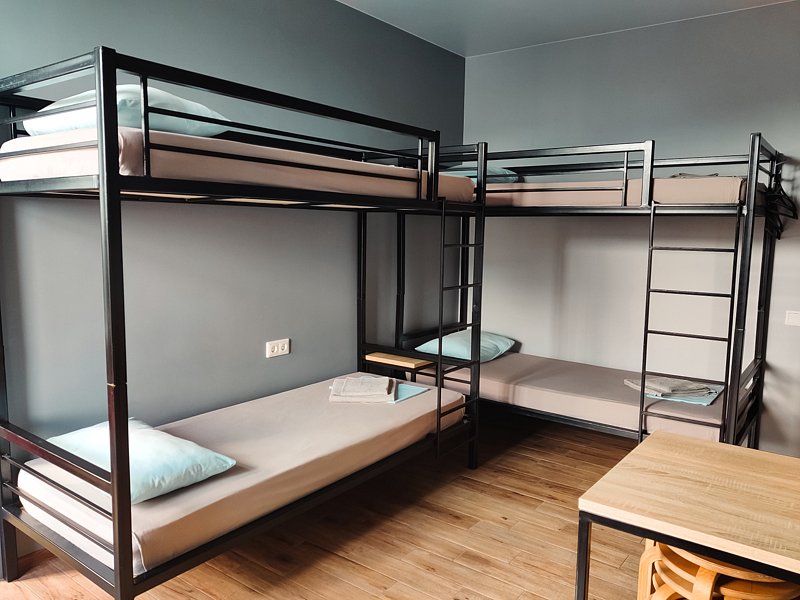 6-местный 2-комнатный