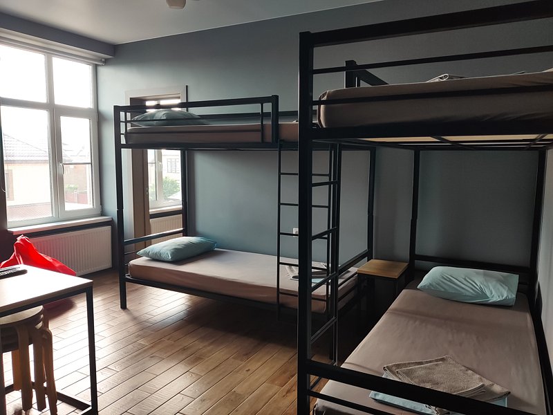 6-местный 2-комнатный