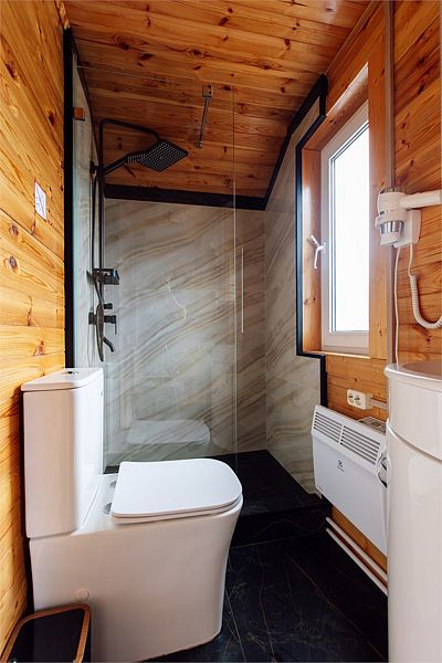 Дом 5-местный 2-комнатный у озера с купелью