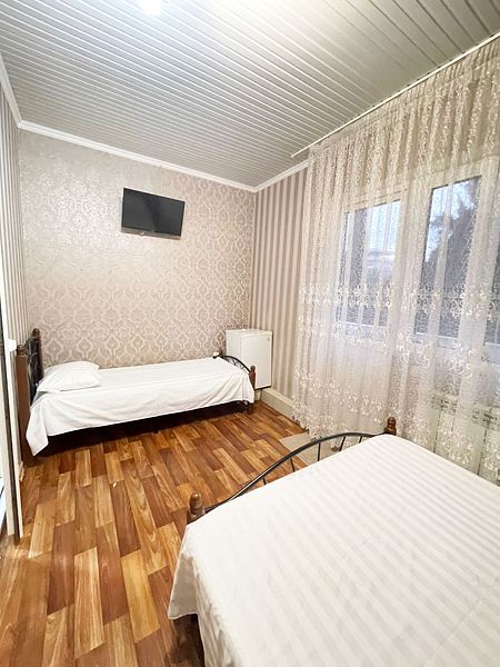 Стандартный 3-местный (с балконом)