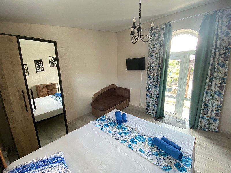 Стандартный 3-местный 1-комнатный (бассейн)