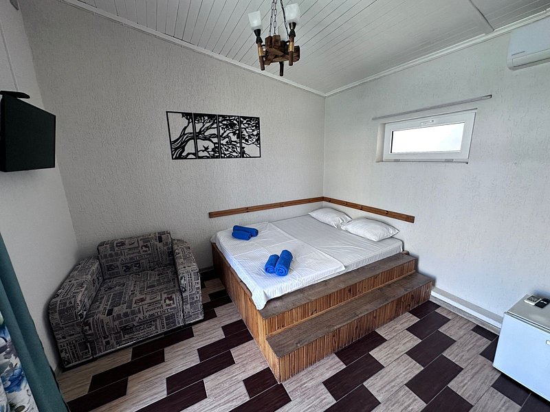 Стандартный 3-местный 1-комнатный (бассейн)