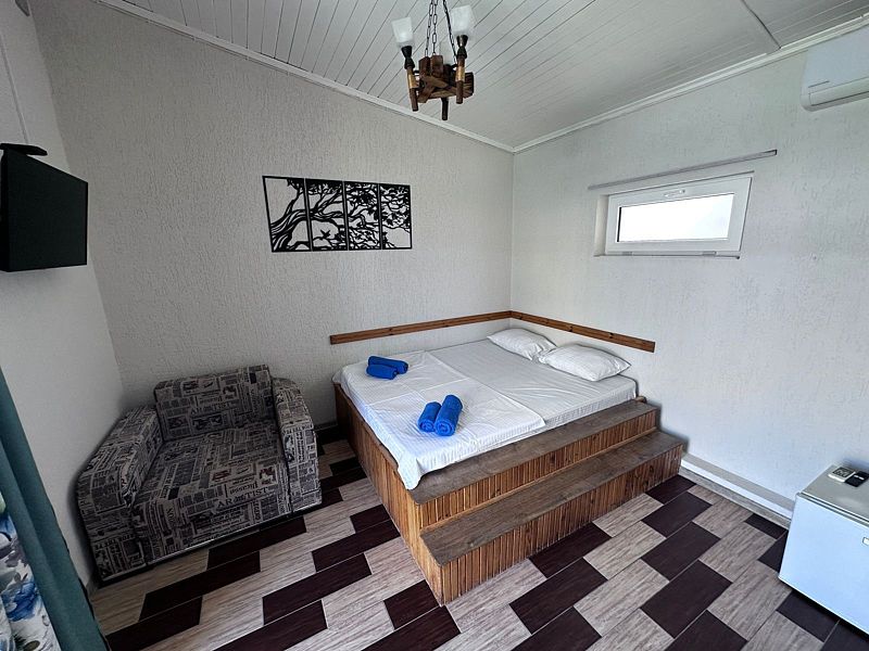 Стандартный 3-местный 1-комнатный (бассейн)