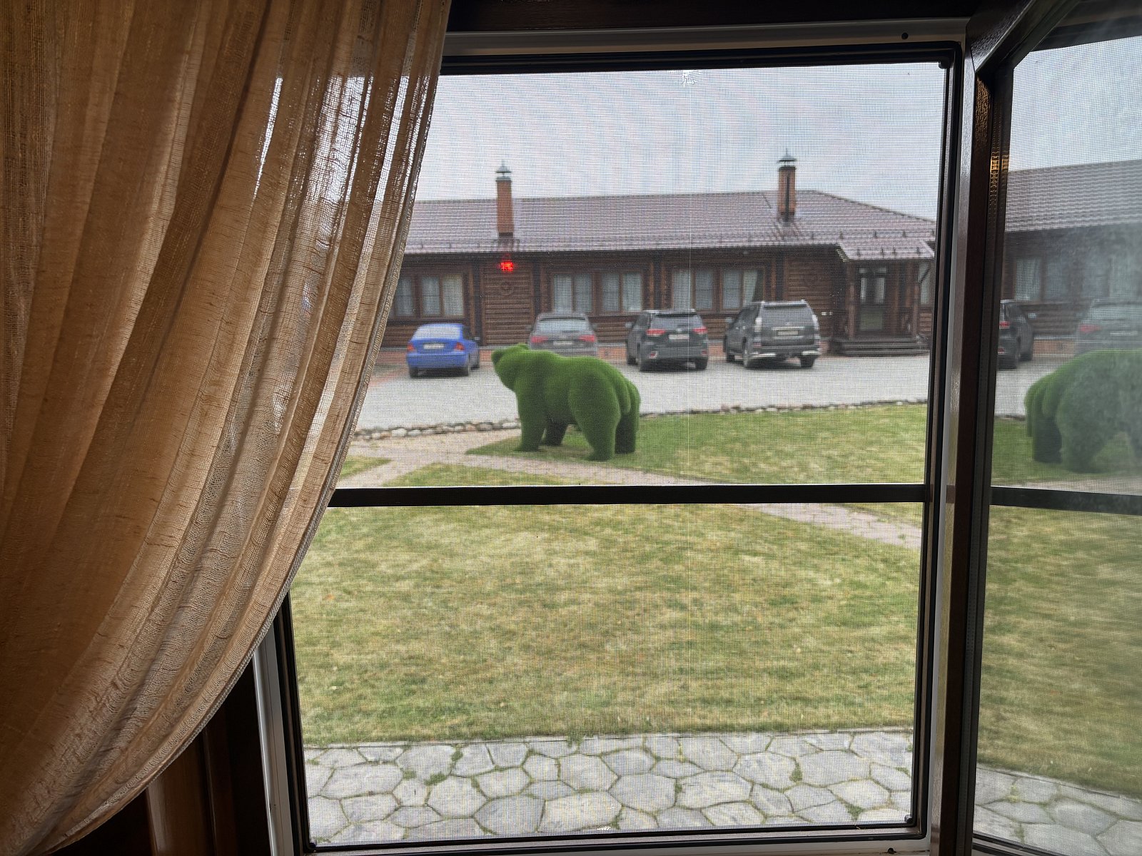 Фото 1 из отзыва о загородном клубе Прибрежный