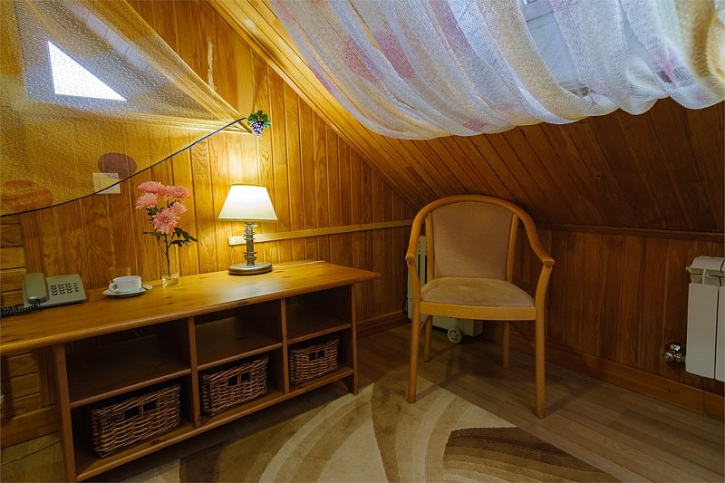 Стандартный 1-местный (мансарда)