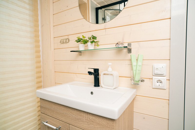 Барн 4-местный №12 (с финской сауной)