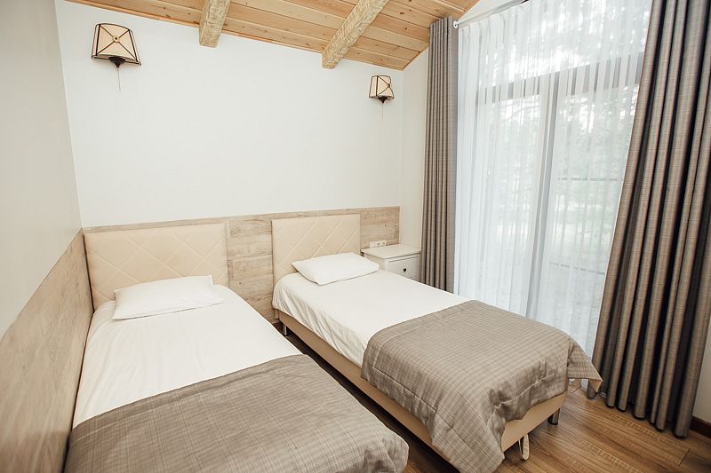 Дом 4-местный 1-комнатный (с 2 спальнями)