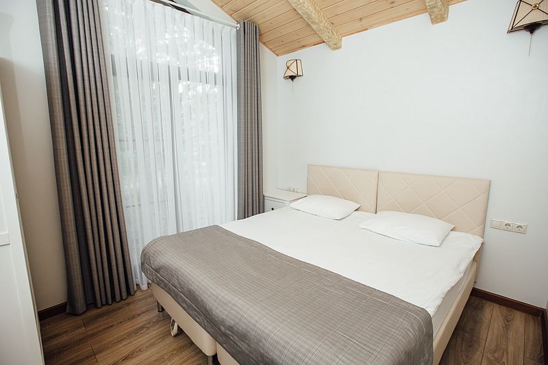 Дом 4-местный 1-комнатный (с 2 спальнями)