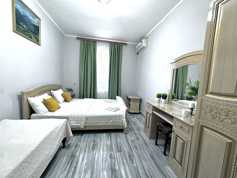 Эконом 3-местный