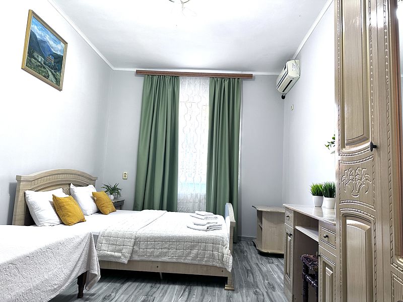 Эконом 3-местный