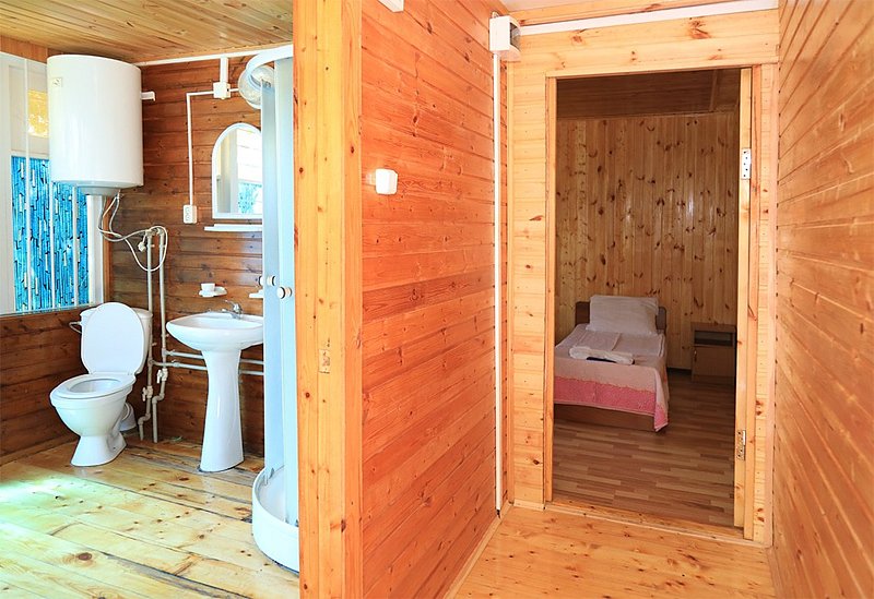 Домик  2-местный (с вентилятором)