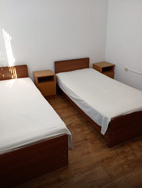 Домик 4-местный 2-комнатный (с вентилятором)