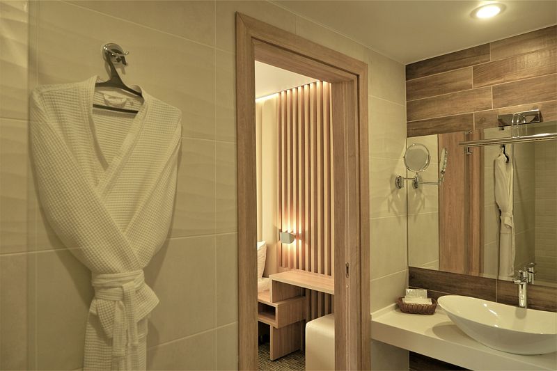 Люкс 2-местный 2-комнатный (VIP корпус 1)