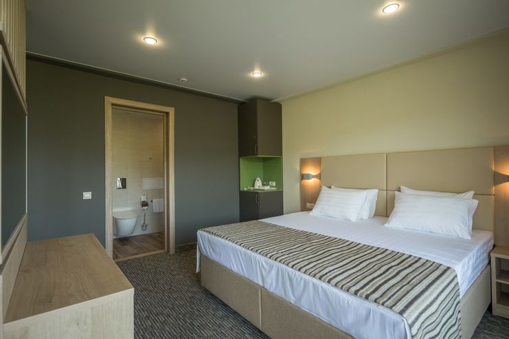 Люкс 4-местный 2-комнатный (VIP корпус 2)