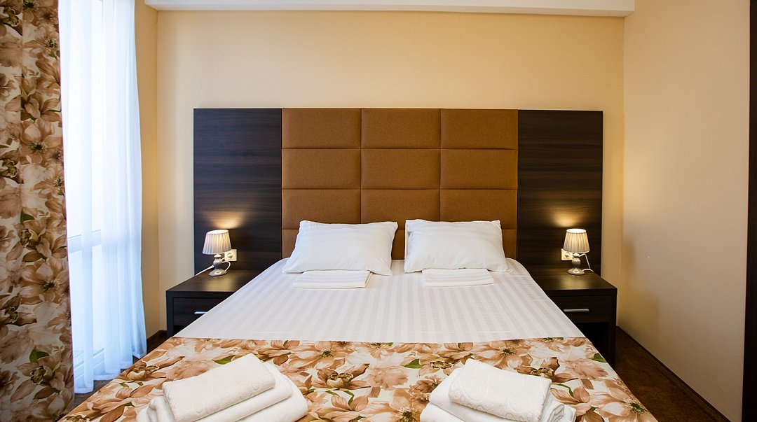 Люкс Комфорт 2-местный 2-комнатный (с ремонтом)