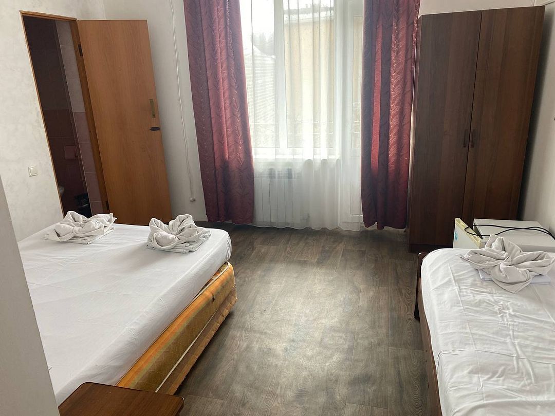 Стандартный 3-местный (с балконом)