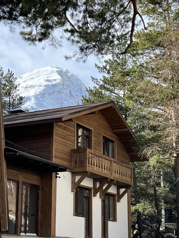 Гостевой дом Alpine House Terskol, Терскол, Республика Кабардино-Балкария