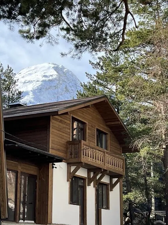 Гостевой дом Alpine House Terskol, Терскол, Республика Кабардино-Балкария